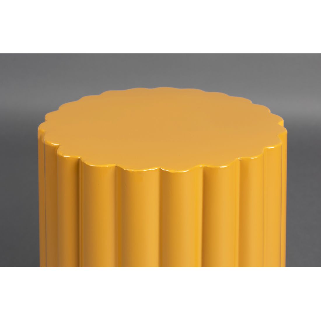 Dutchbone Bijzettafel Camila Okergeel