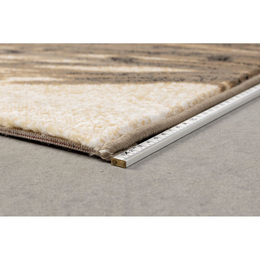 Bold Monkey Vloerkleed The Legend Of Koi 160x230cm Beige/Zwartgrijs