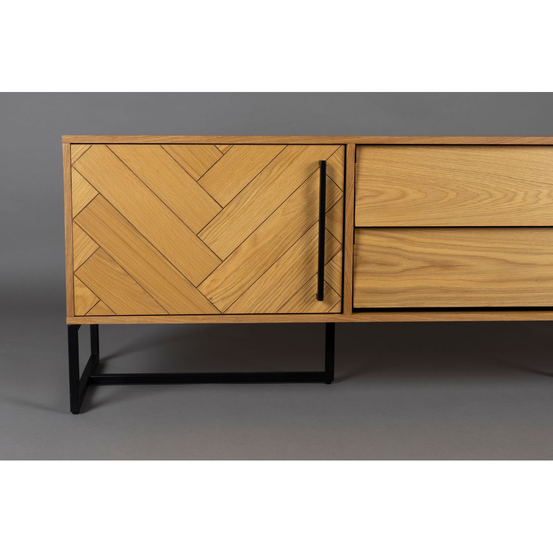 Dutchbone Dressoir Class Laag Eiken - KwaliteitWonen.nl