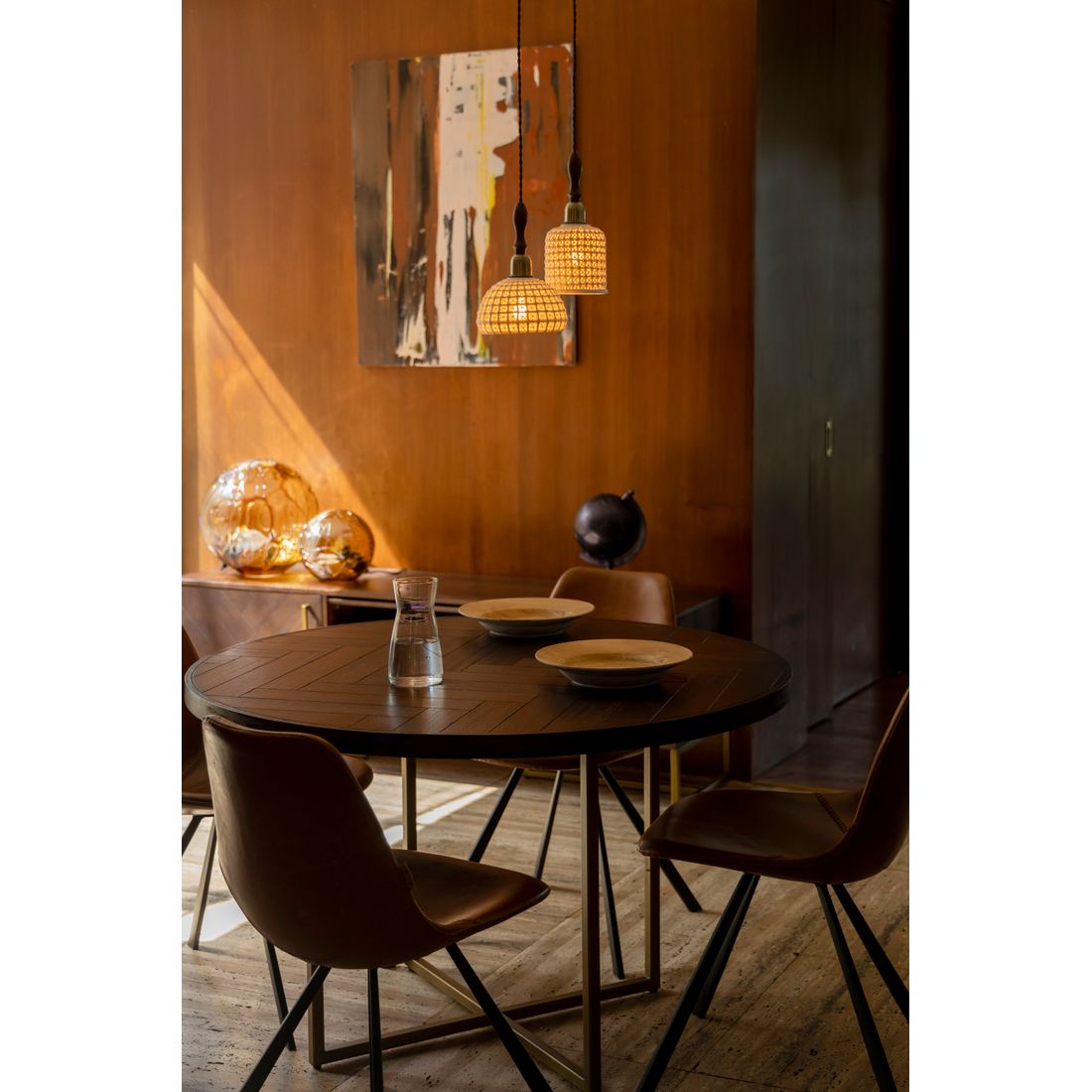 Dutchbone Eettafel Class Rond 120cm Walnoot - KwaliteitWonen.nl