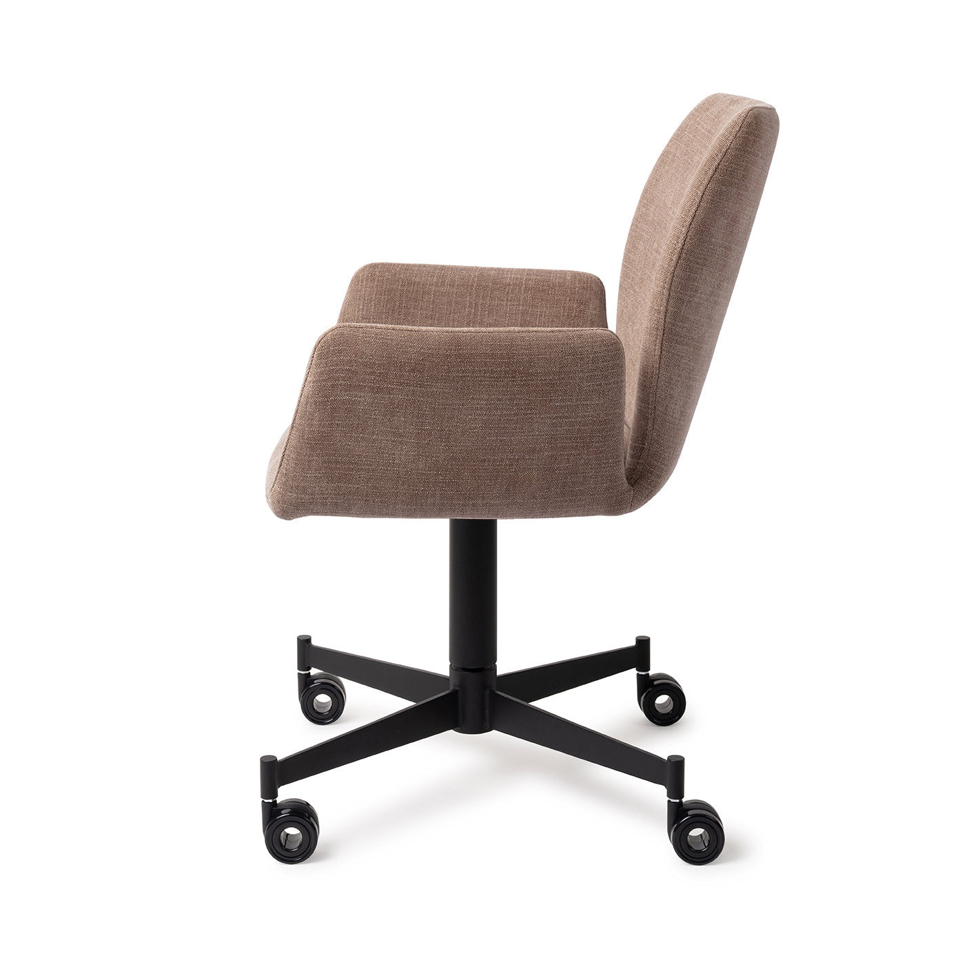 Jesper Home Misaki Mocha Mist Eetkamerstoel - Caster Black - KwaliteitWonen.nl