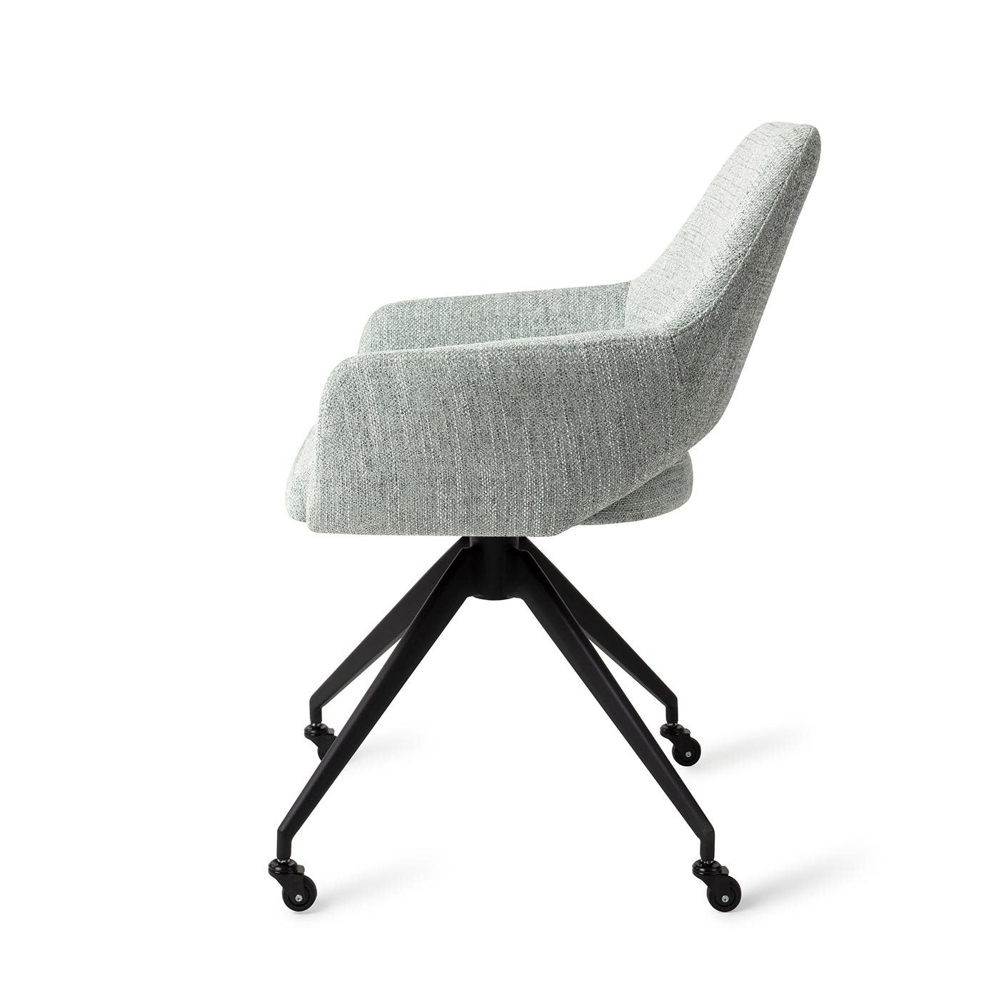 Jesper Home Yanai Soft Sage Eetkamerstoel - Glide Black - KwaliteitWonen.nl