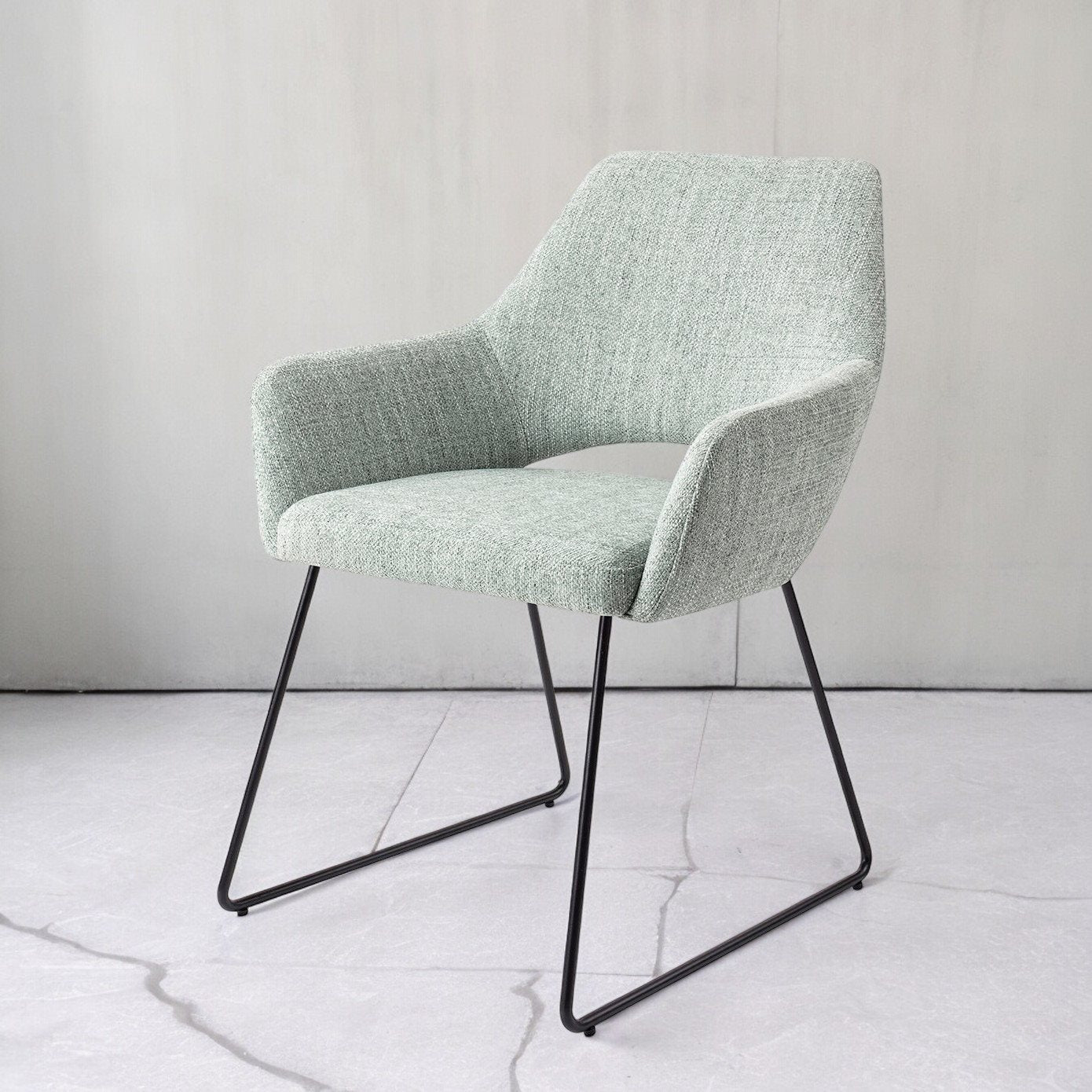 Jesper Home Yanai Soft Sage Eetkamerstoel - Slide Black - KwaliteitWonen.nl