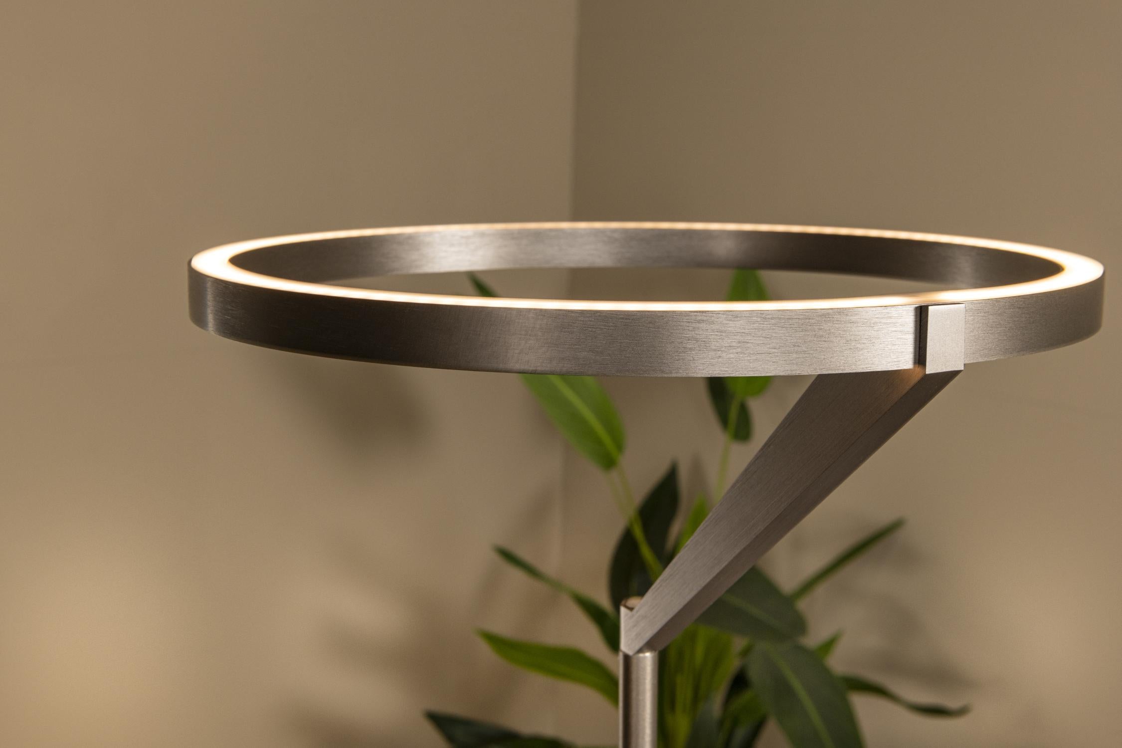 Lucide APPLAUSE - Vloerlamp - Ø 33 cm - LED Dimb. - CCT - 2700K/4000K - Grijs ijzer | Premium - KwaliteitWonen.nl