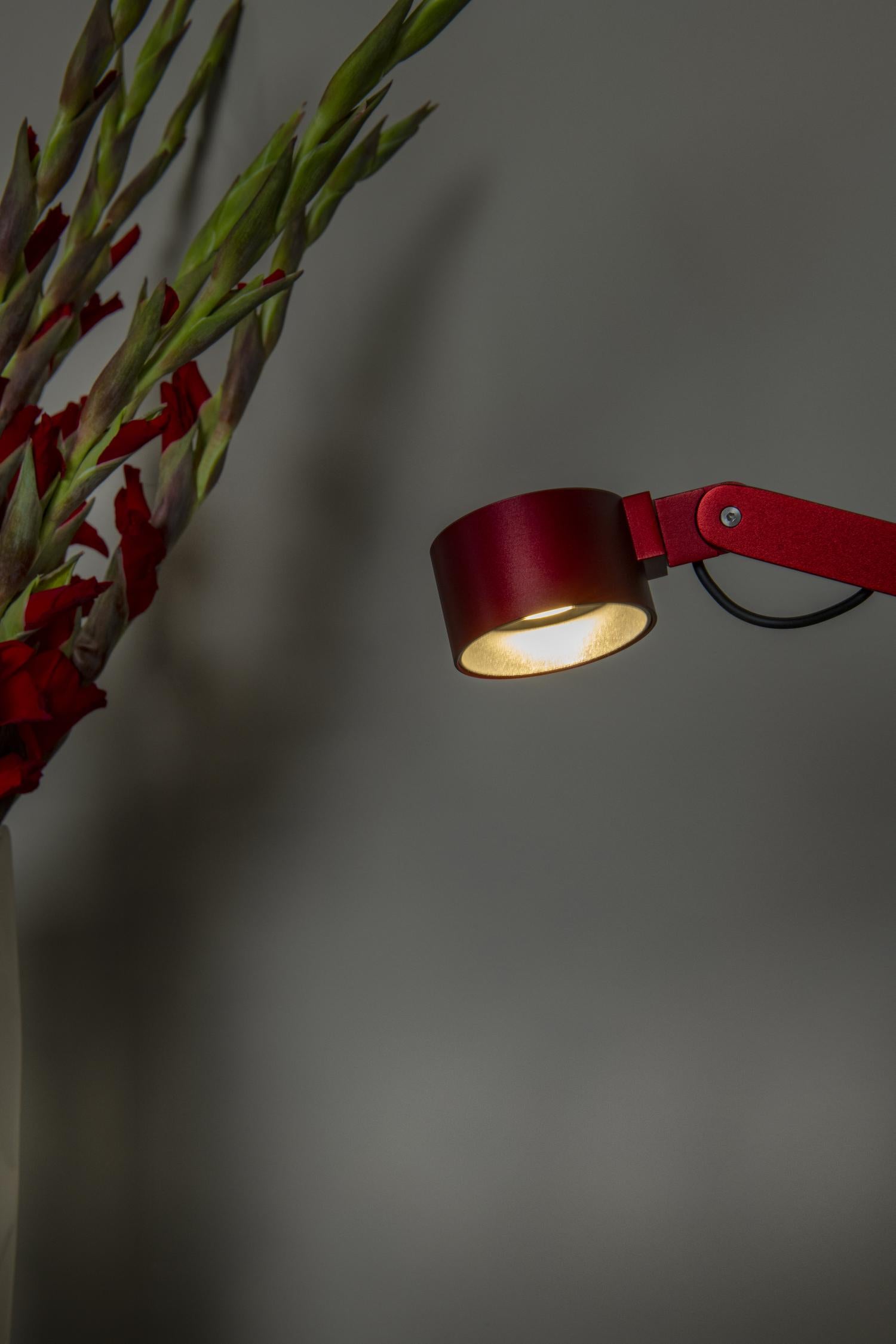 Lucide OGDEN - Bureaulamp - LED 3 StepDim - 1x7W 3000K - Rood | Premium - KwaliteitWonen.nl