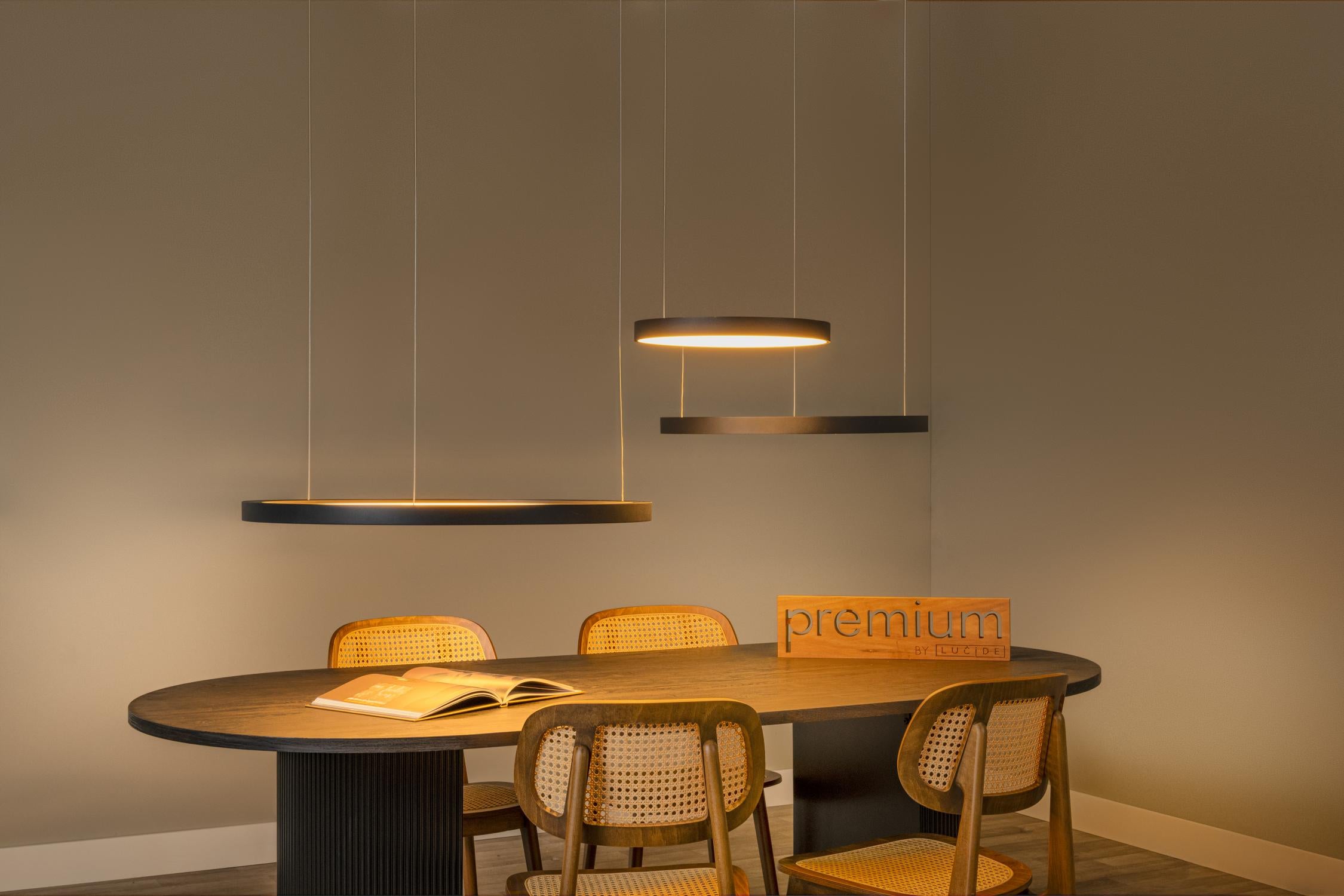 Lucide VIDAL - Hanglamp - Ø 78 cm - LED Dimb. - 1x120W 2700K - Zwart | Premium - KwaliteitWonen.nl
