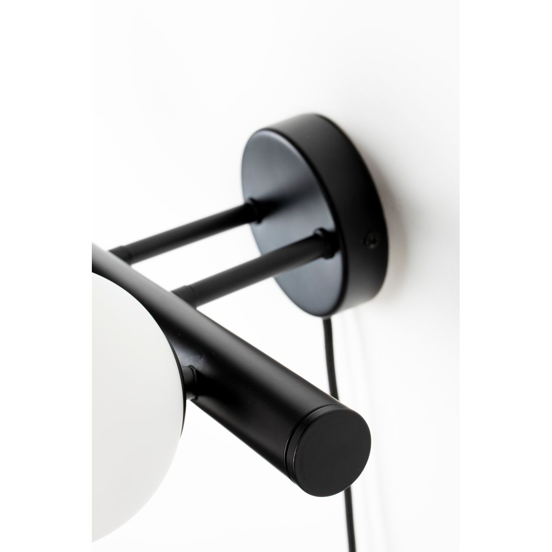 White Label Living Wandlamp Monica Wit - KwaliteitWonen.nl