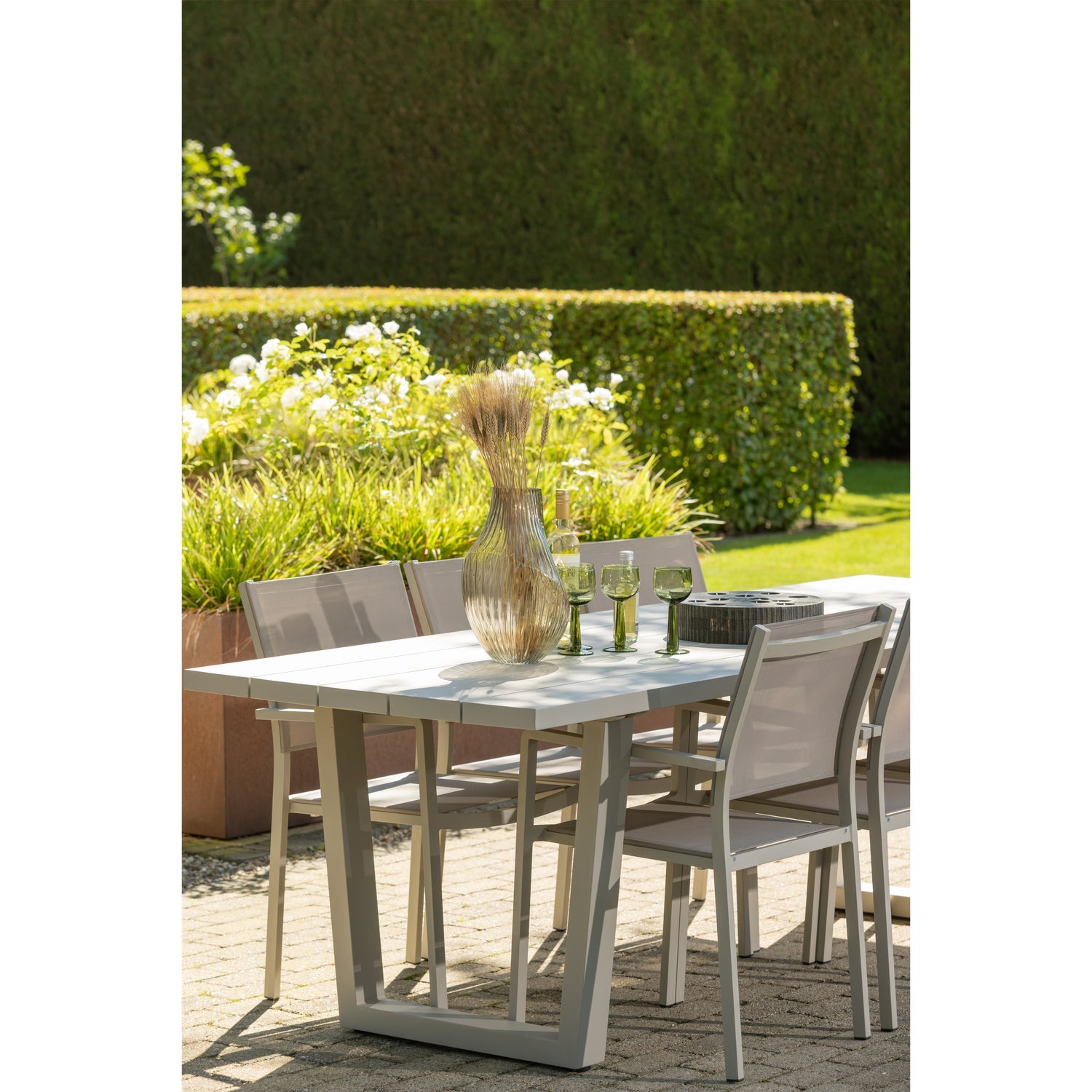 Woood Bear Tuintafel Aluminium Zand - KwaliteitWonen.nl