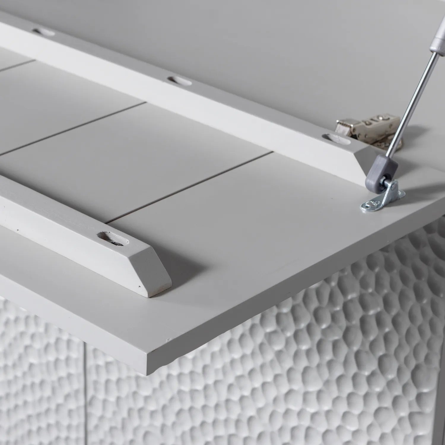 Woood Carved Organic Dressoir Mangohout Mist - KwaliteitWonen.nl