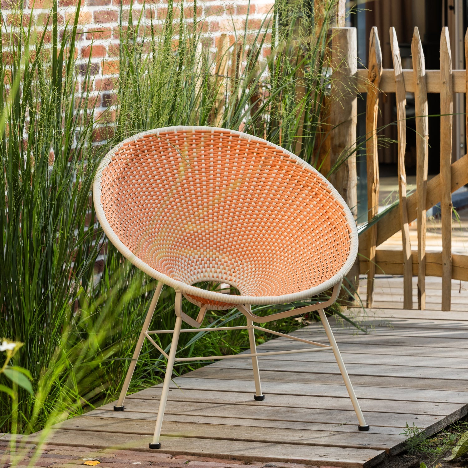 Woood Kazoun Tuin Loungestoel Wicker Oranje - KwaliteitWonen.nl