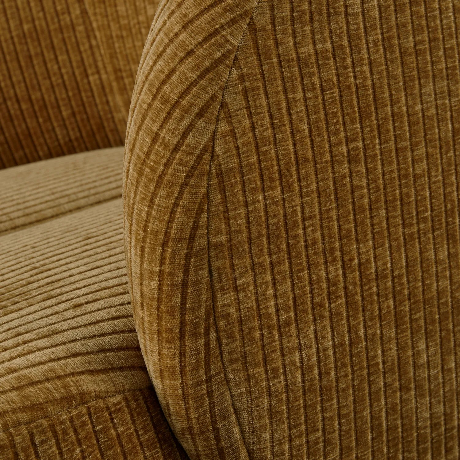 Woood Mojo Draaifauteuil Ribstof Honinggeel - KwaliteitWonen.nl