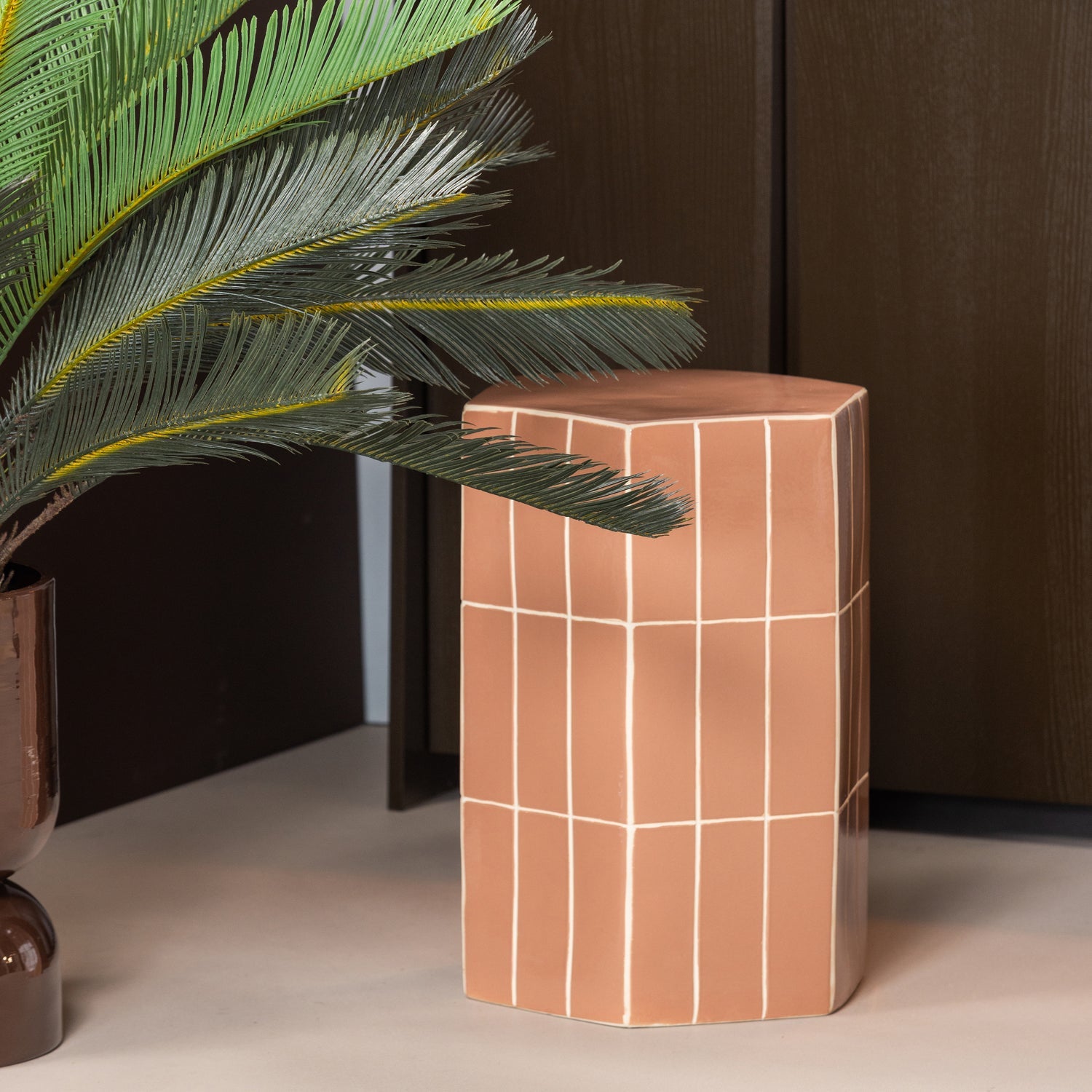 Woood Plu Decoratieve Bijzettafel 54 X38 X32 Cm Keramiek Oudroze - KwaliteitWonen.nl