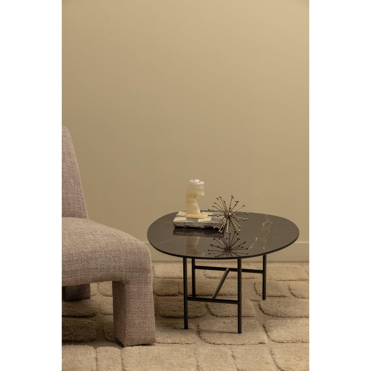 Woood Vajen Salontafel Met Zwart Marmeren Look Blad 80x60cm - KwaliteitWonen.nl