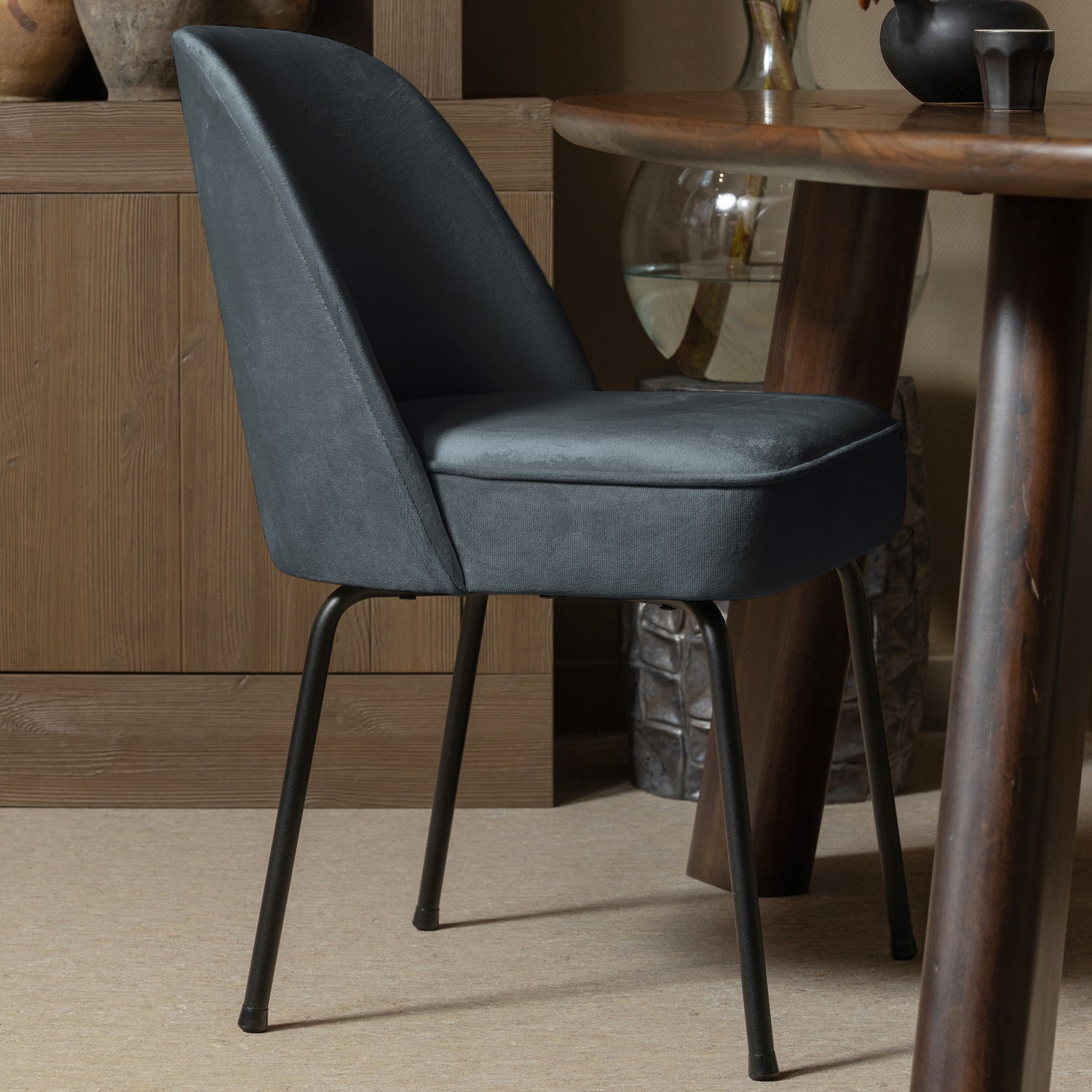 Woood Vogue Eetkamerstoel Velvet Blauw - KwaliteitWonen.nl