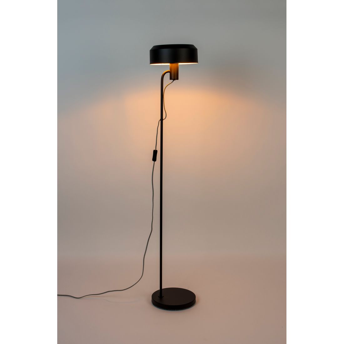 White Label Living Vloerlamp Landon Zwart
