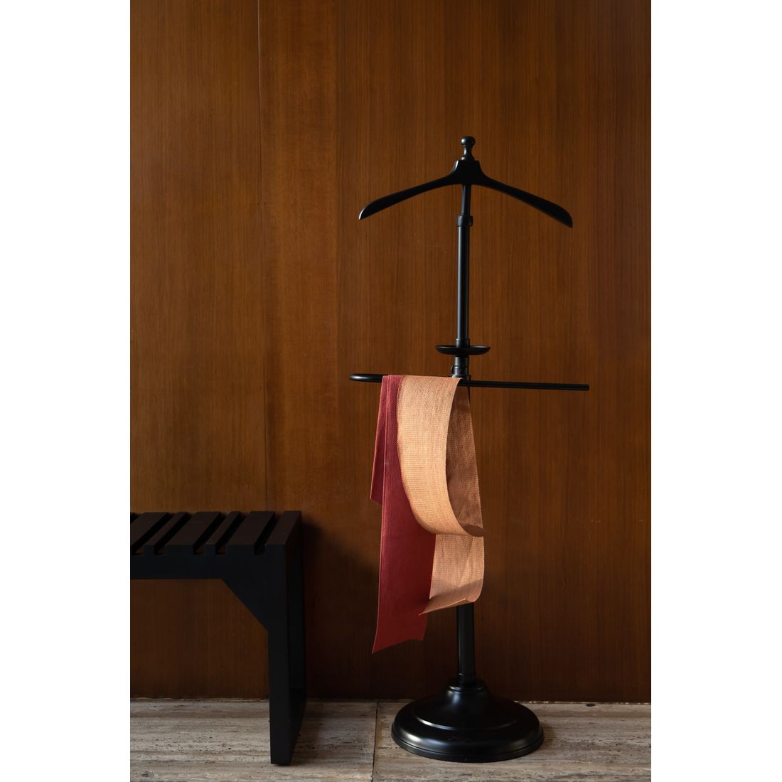 Dutchbone Bankje Jakub Zwart-Kwaliteitwonen.nl