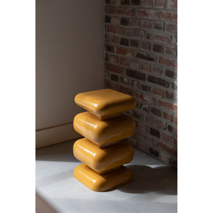 Dutchbone Bijzettafel Stubby Okergeel - KwaliteitWonen.nl