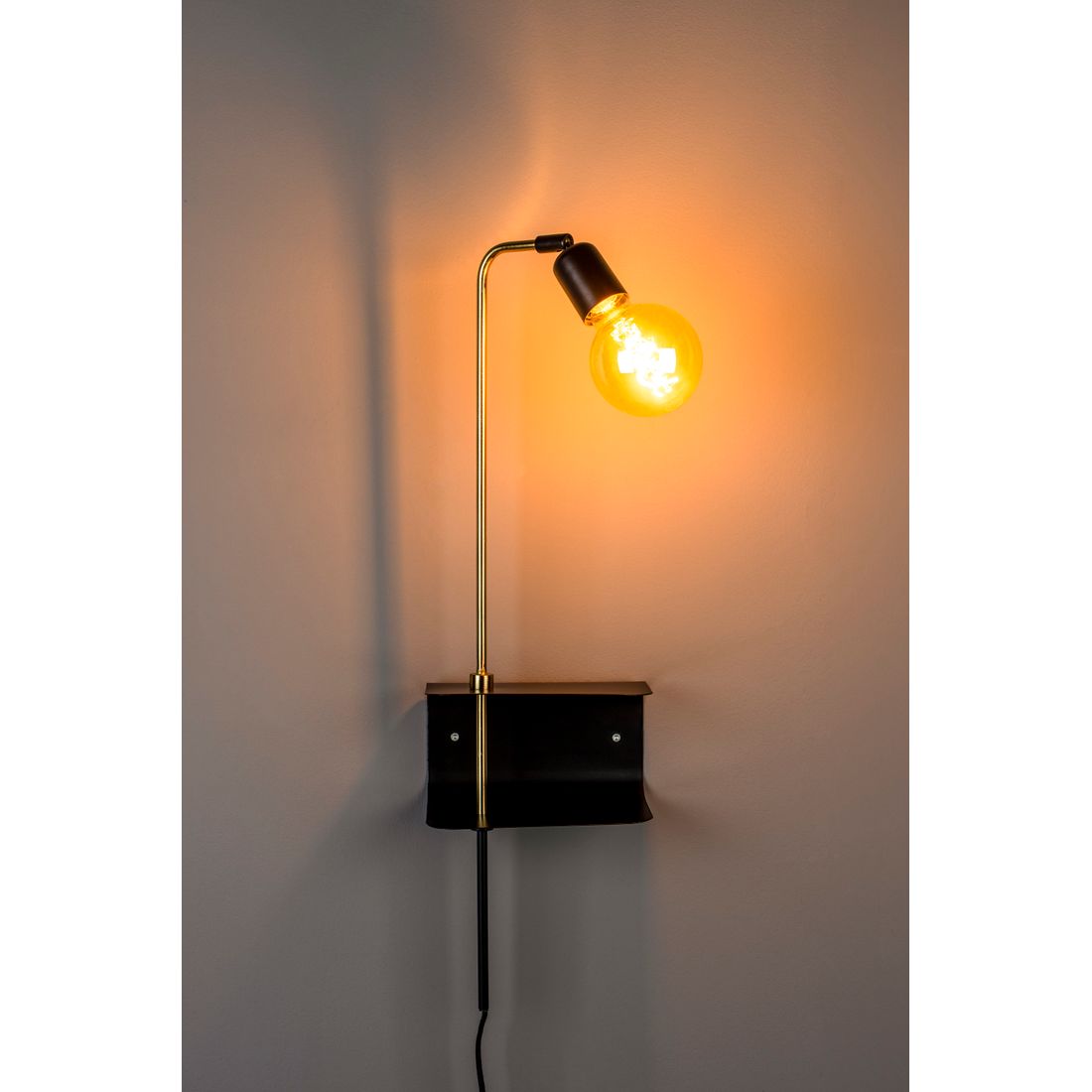 Dutchbone Wandlamp Shaw Zwart - KwaliteitWonen.nl
