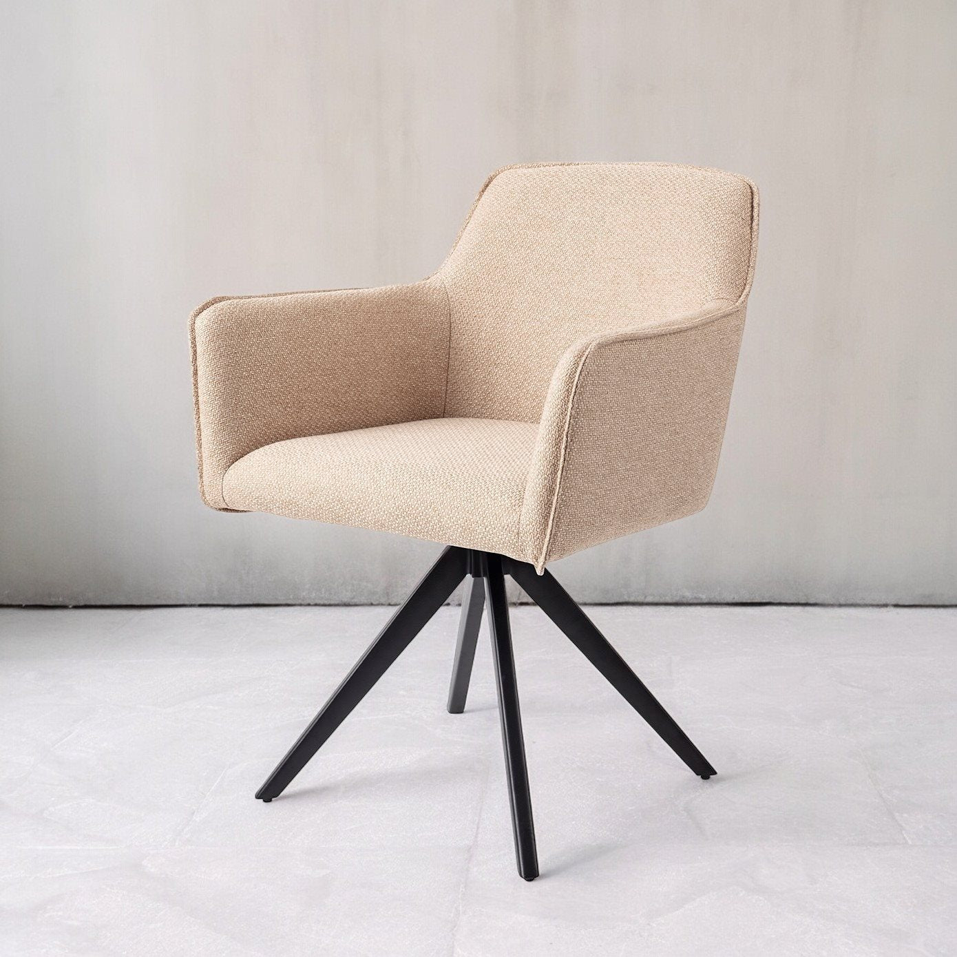 Jesper Home Hofu Wild Walnut Eetkamerstoel - Turn Black - KwaliteitWonen.nl