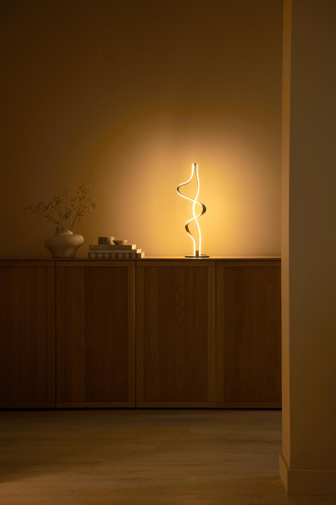 Lucide LAMBADA - Tafellamp - LED Dimb. - 1x19W 2700K - Champagne kleur | Premium - KwaliteitWonen.nl