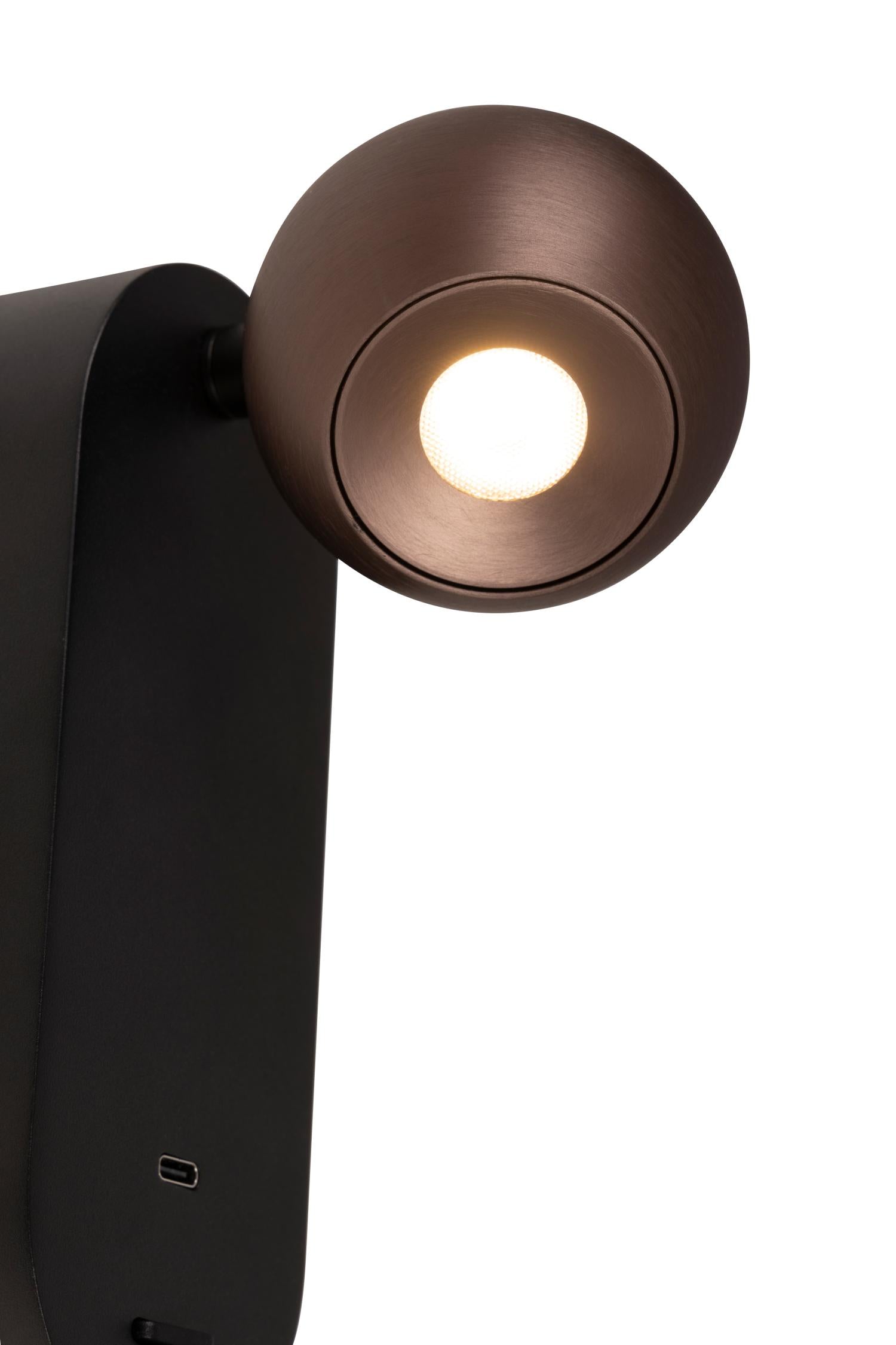Lucide MONTANA - Wandlamp - LED - CCT - 1x6,3W 2700K/4000K - Met USB oplaadpunt - Koffie | Premium - KwaliteitWonen.nl