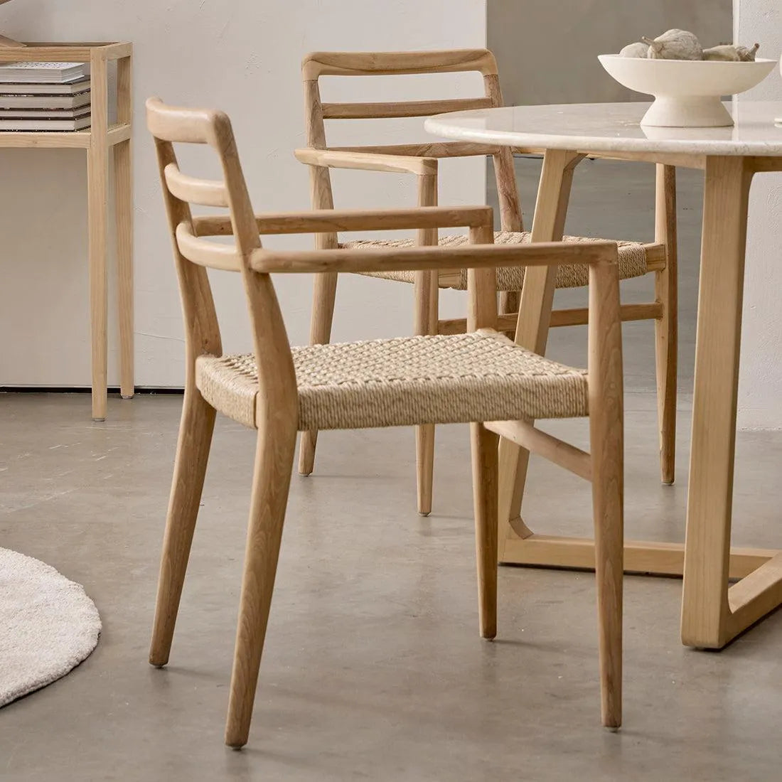 Raw Materials Verano Teak Tuinstoel Met Armleuning - Naturel (Set Van 2) - KwaliteitWonen.nl