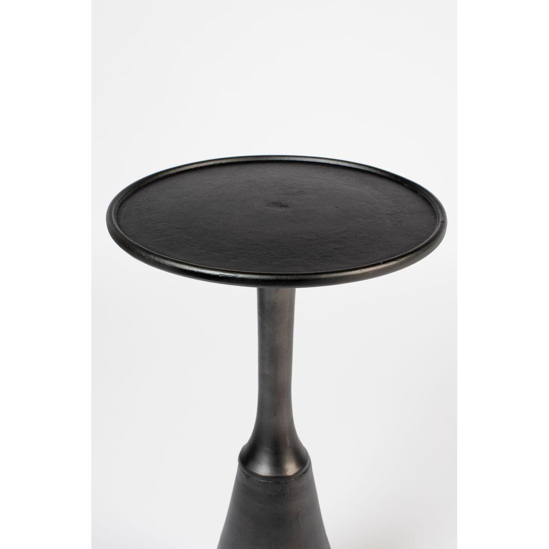 White Label Living Bijzettafel Noah Antiek Zwart - KwaliteitWonen.nl
