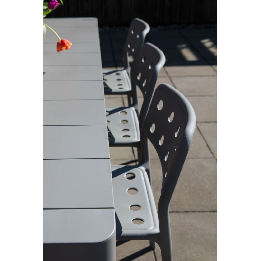 White Label Living Tuinstoel Serra Grijs - KwaliteitWonen.nl