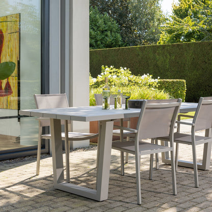 Woood Bear Tuintafel Aluminium Zand - KwaliteitWonen.nl