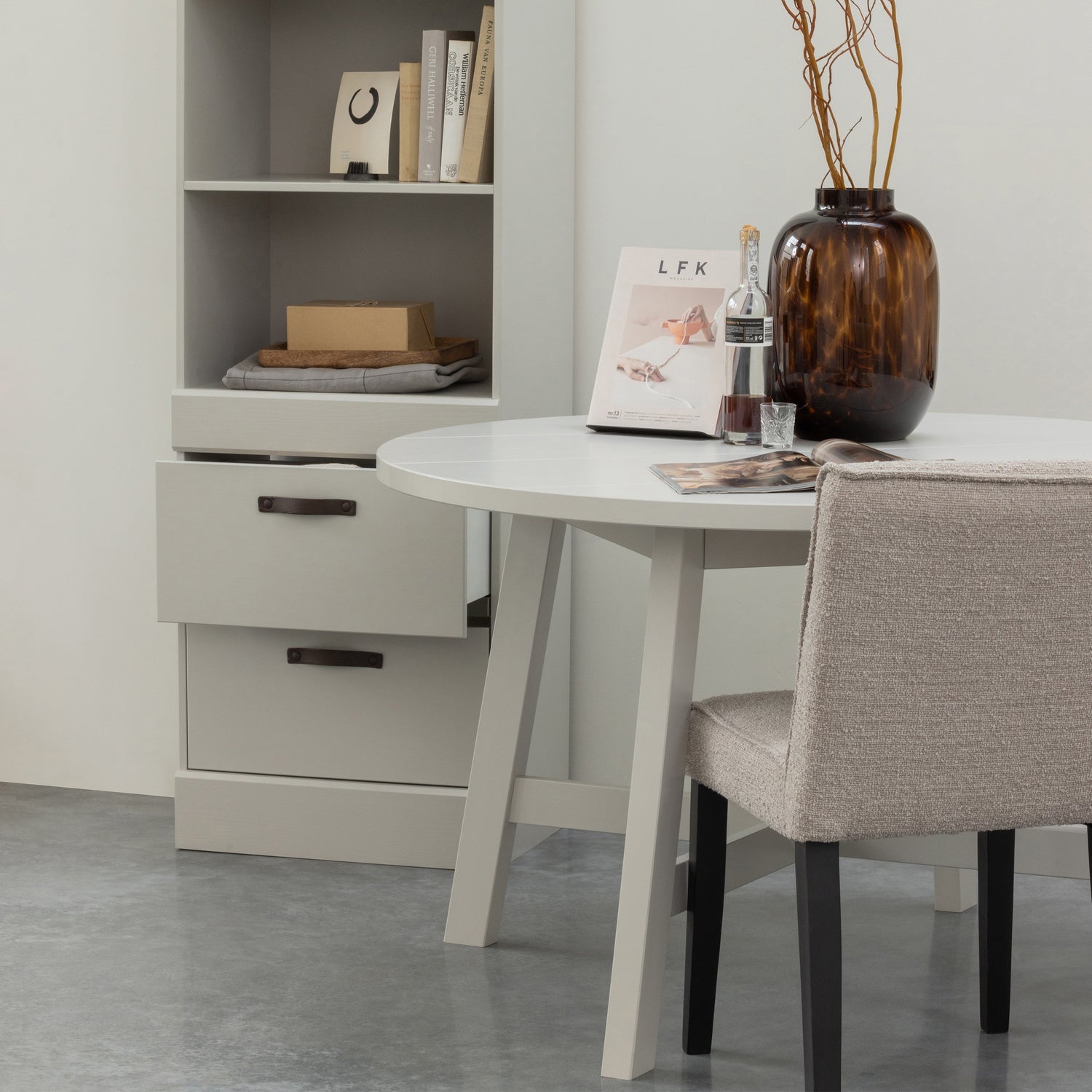 Woood Bold Boekenkast Grenen Sneeuwwit [Fsc]-Kwaliteitwonen.nl