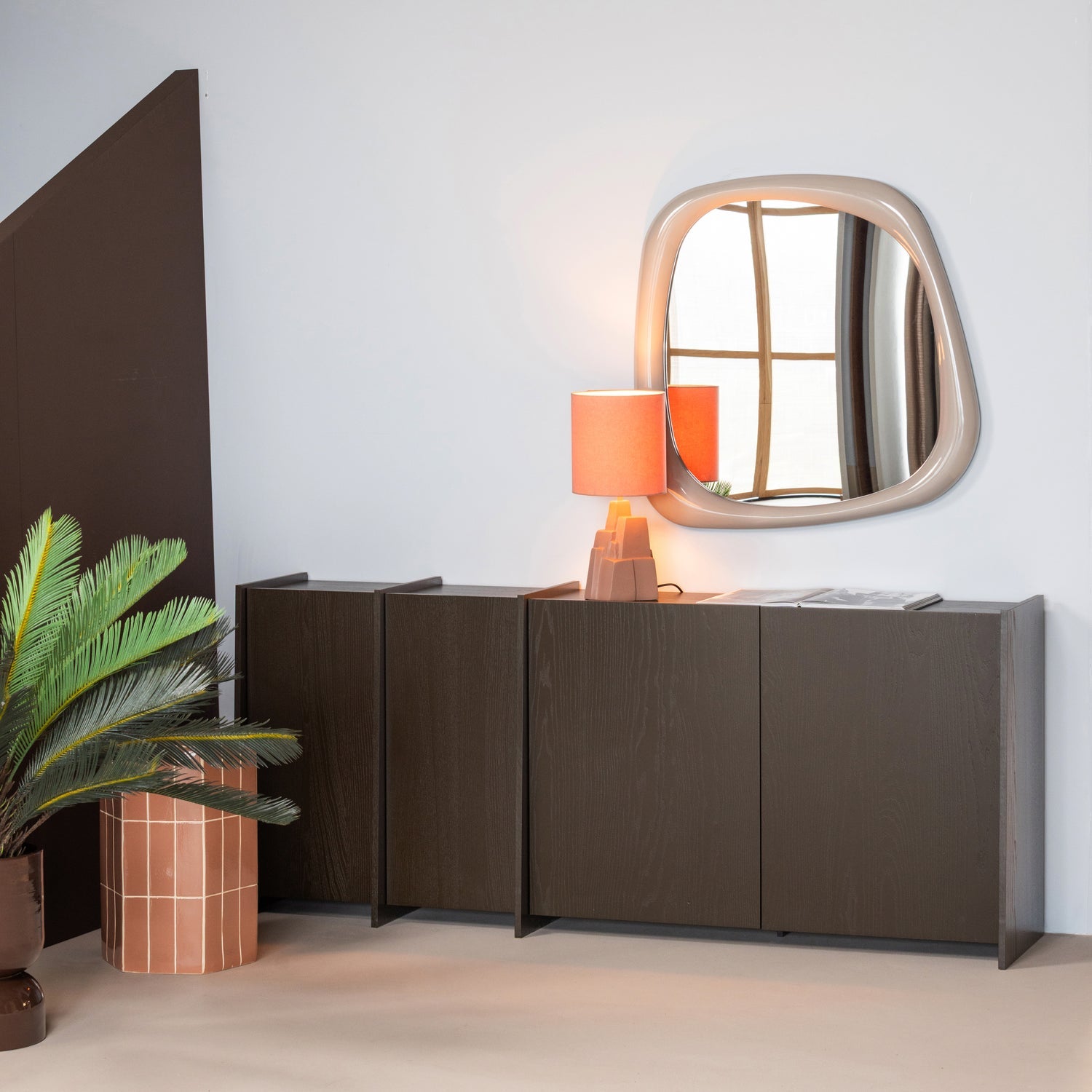 Woood Brock Dressoir 200 Cm Essen Fineer Middenbruin [Fsc] - KwaliteitWonen.nl