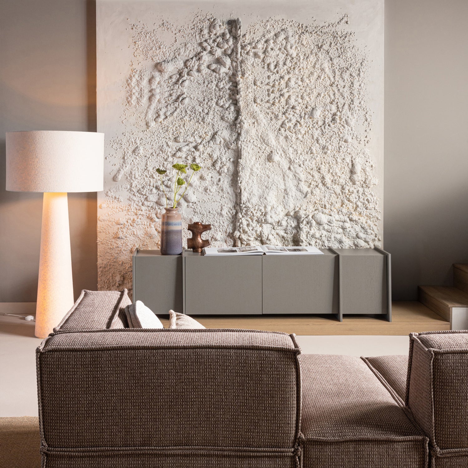 Woood Brock Tv Meubel 200 Cm Essen Fineer Warmgrijs [Fsc] - KwaliteitWonen.nl