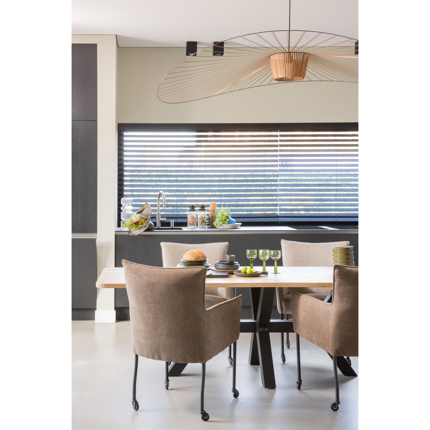 Woood Combi Tablo: XL Tafelblad Eiken 240x100cm & Zeeland Poot [Fsc] - KwaliteitWonen.nl