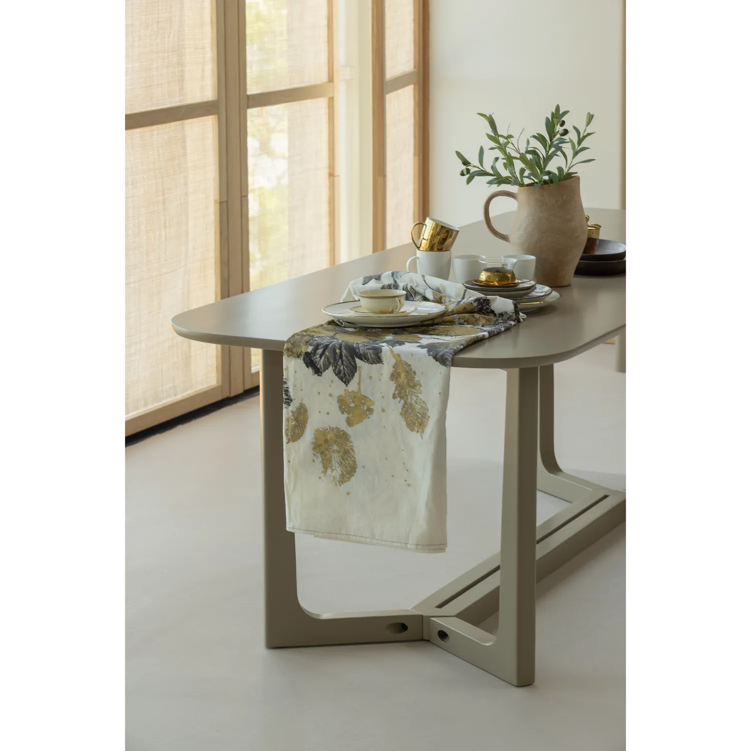 Woood Ferion Eettafel Mangohout Mud 240 X90 Cm - KwaliteitWonen.nl