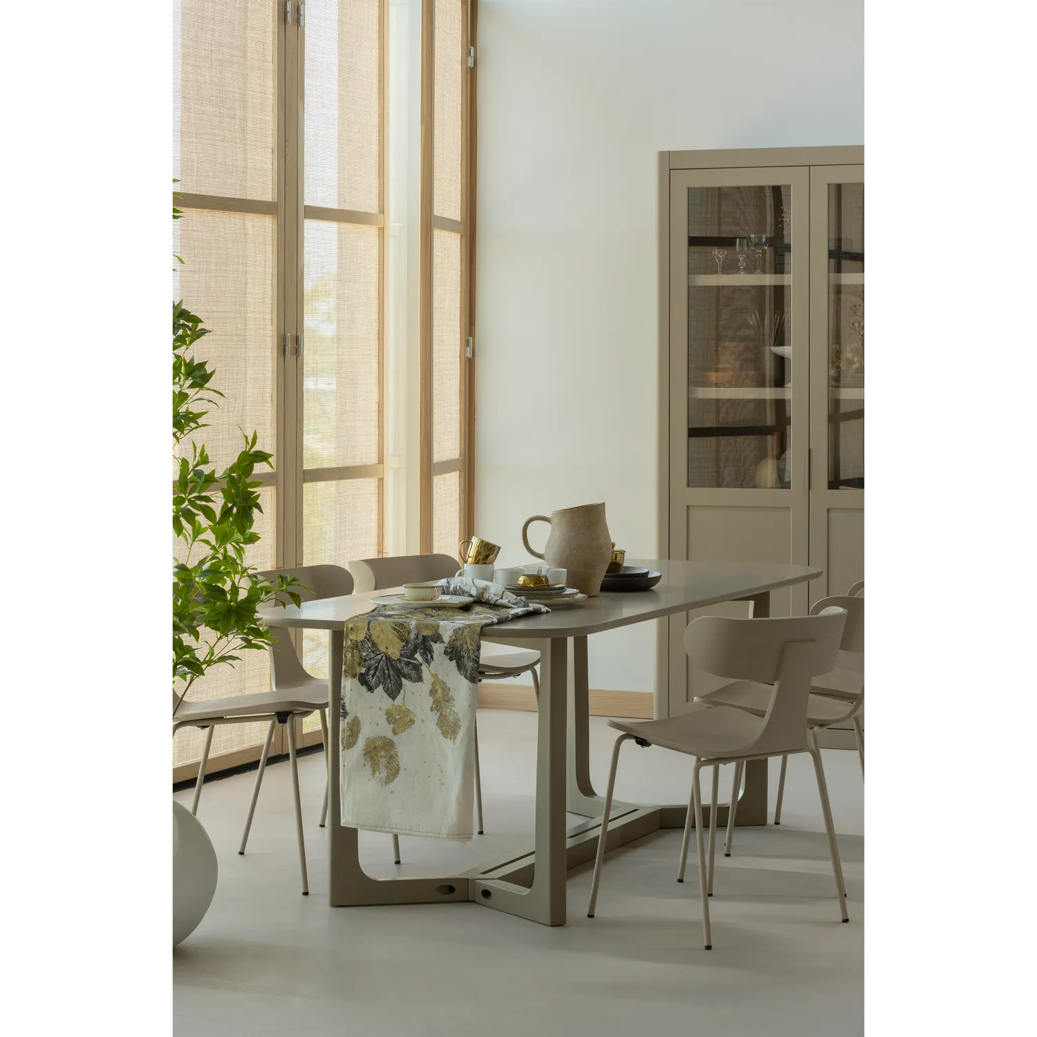 Woood Ferion Eettafel Mangohout Mud 240 X90 Cm - KwaliteitWonen.nl