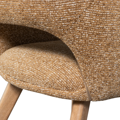 Woood Murat Eetkamerstoel Geel Met Houten Poot Naturel - KwaliteitWonen.nl