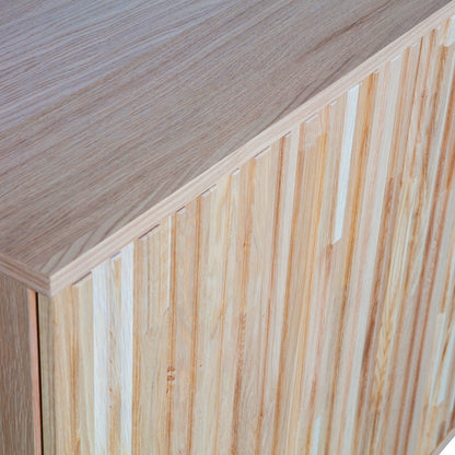 Woood New Gravure Dressoir 200cm Eiken Blanke Lak [Fsc] - KwaliteitWonen.nl