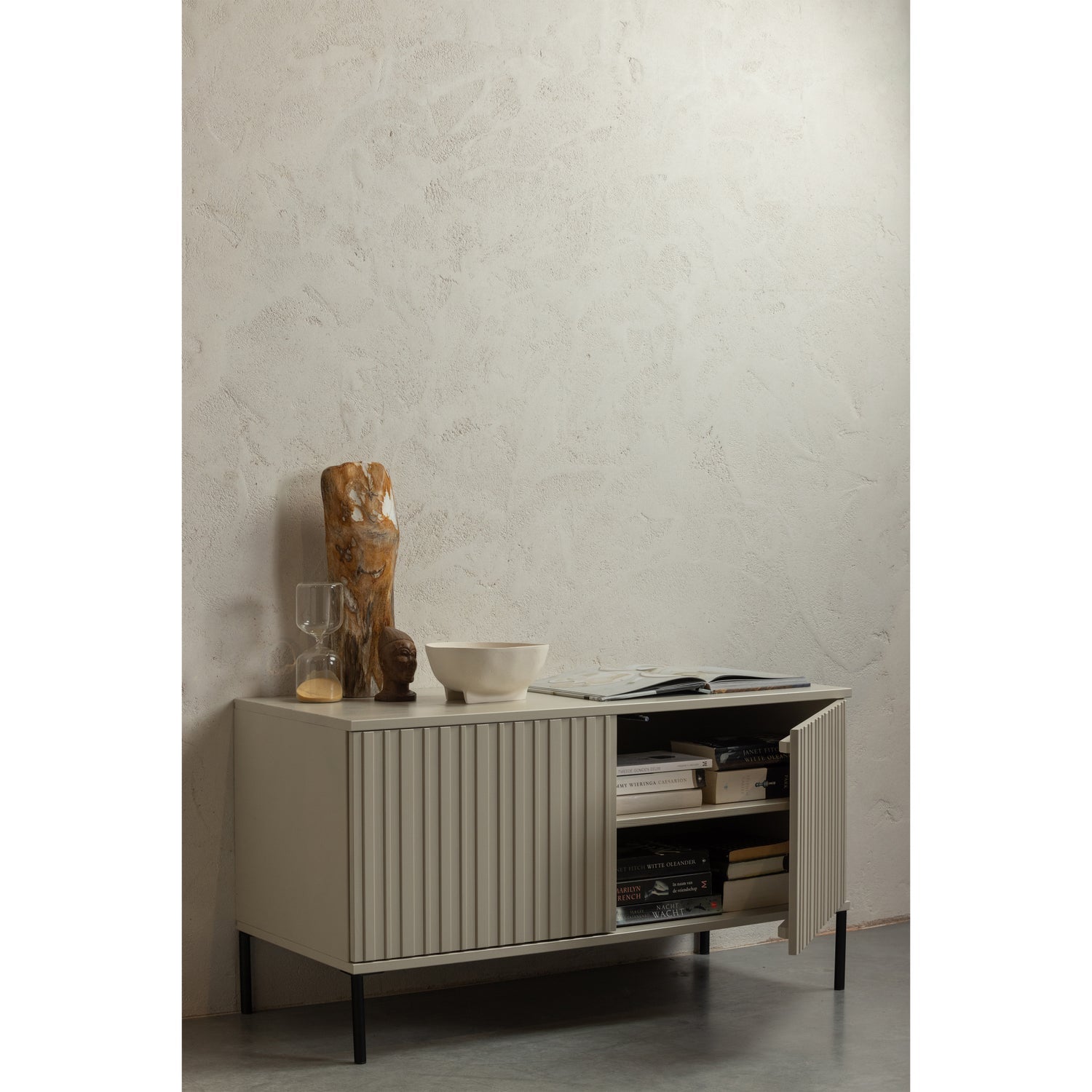 Woood New Gravure Dressoir Tv Meubel 100cm Grenen Dust [Fsc] - KwaliteitWonen.nl