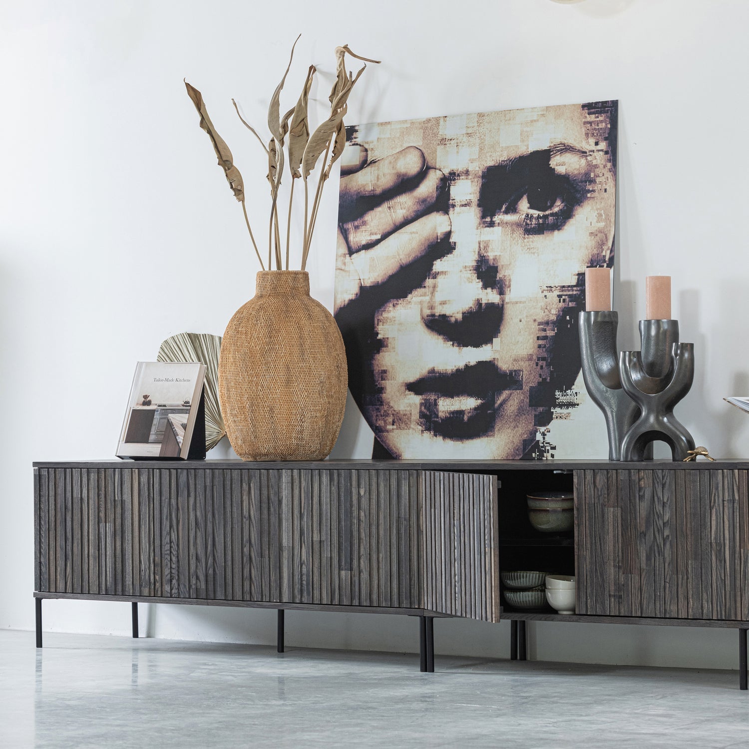 Woood New Gravure Dressoir Tv Meubel 150cm Essen Fineer Espresso [Fsc] - KwaliteitWonen.nl