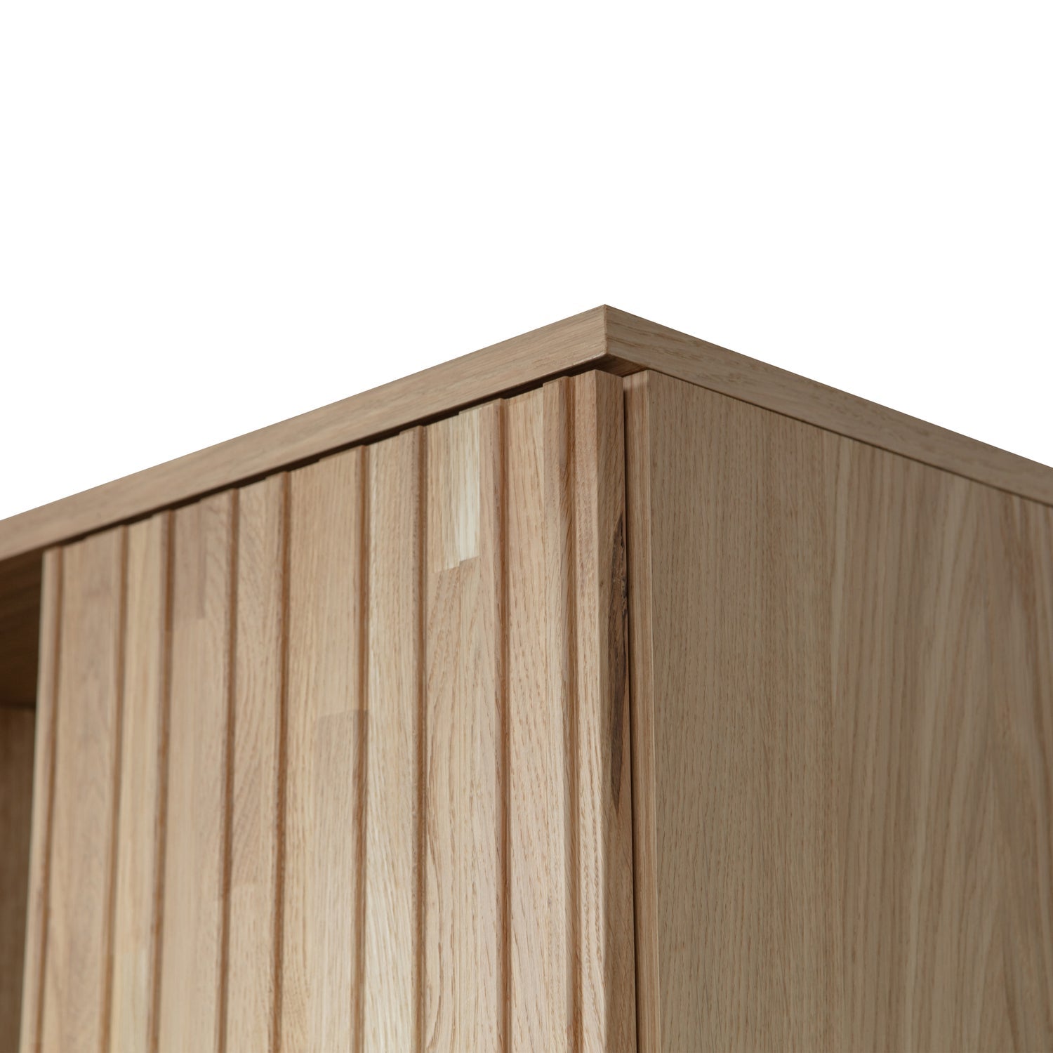 Woood New Gravure Hoge Kast Eiken Blanke Lak [Fsc] - KwaliteitWonen.nl