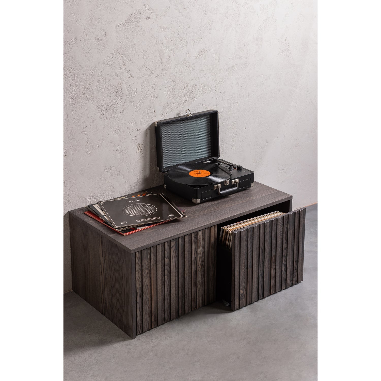 Woood New Gravure Kistbank Essen Espresso [Fsc] - KwaliteitWonen.nl