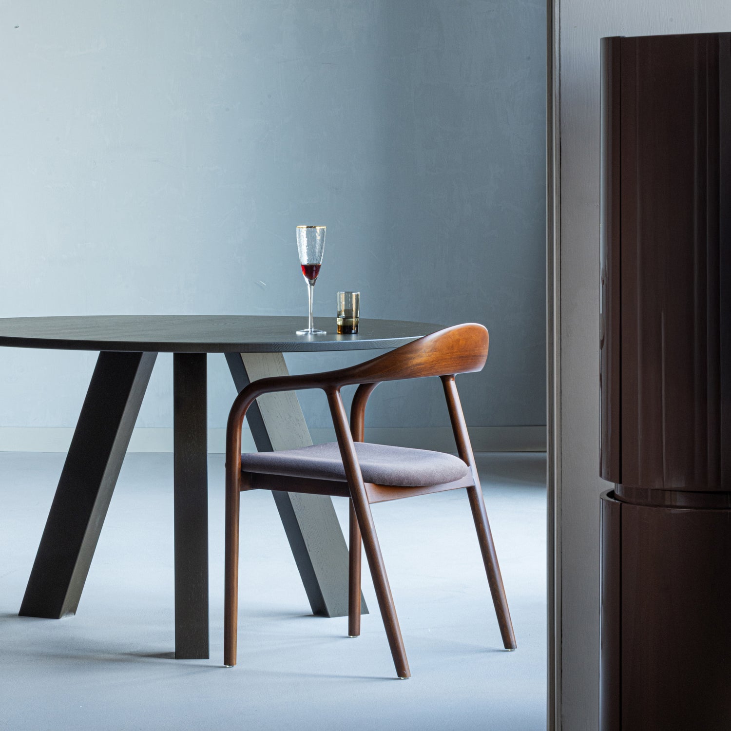 Woood Rhonda Eettafel Rond 129cm Eiken Middenbruin [Fsc] - KwaliteitWonen.nl