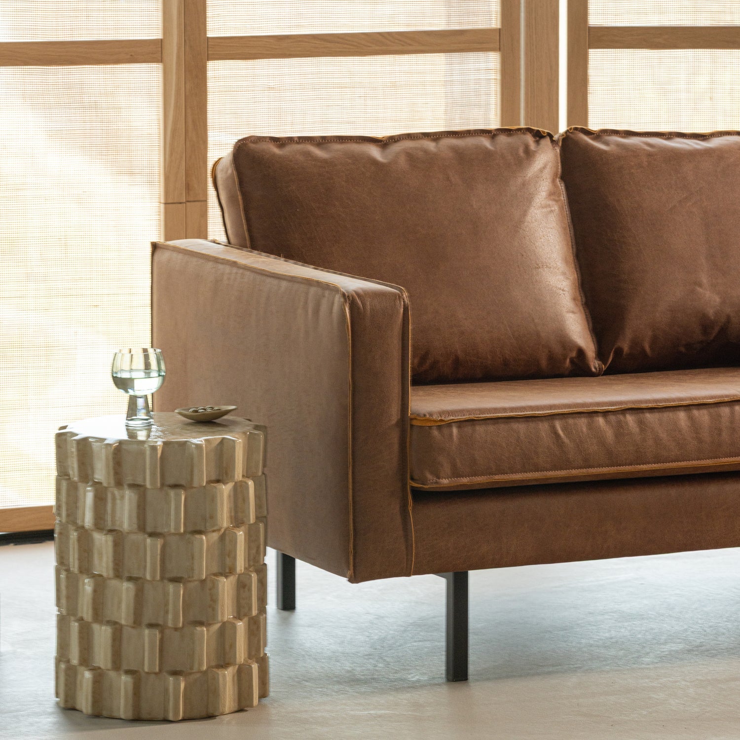 Woood Rodeo 2 Zits Bank Ecoleer Cognac [Fsc] - KwaliteitWonen.nl