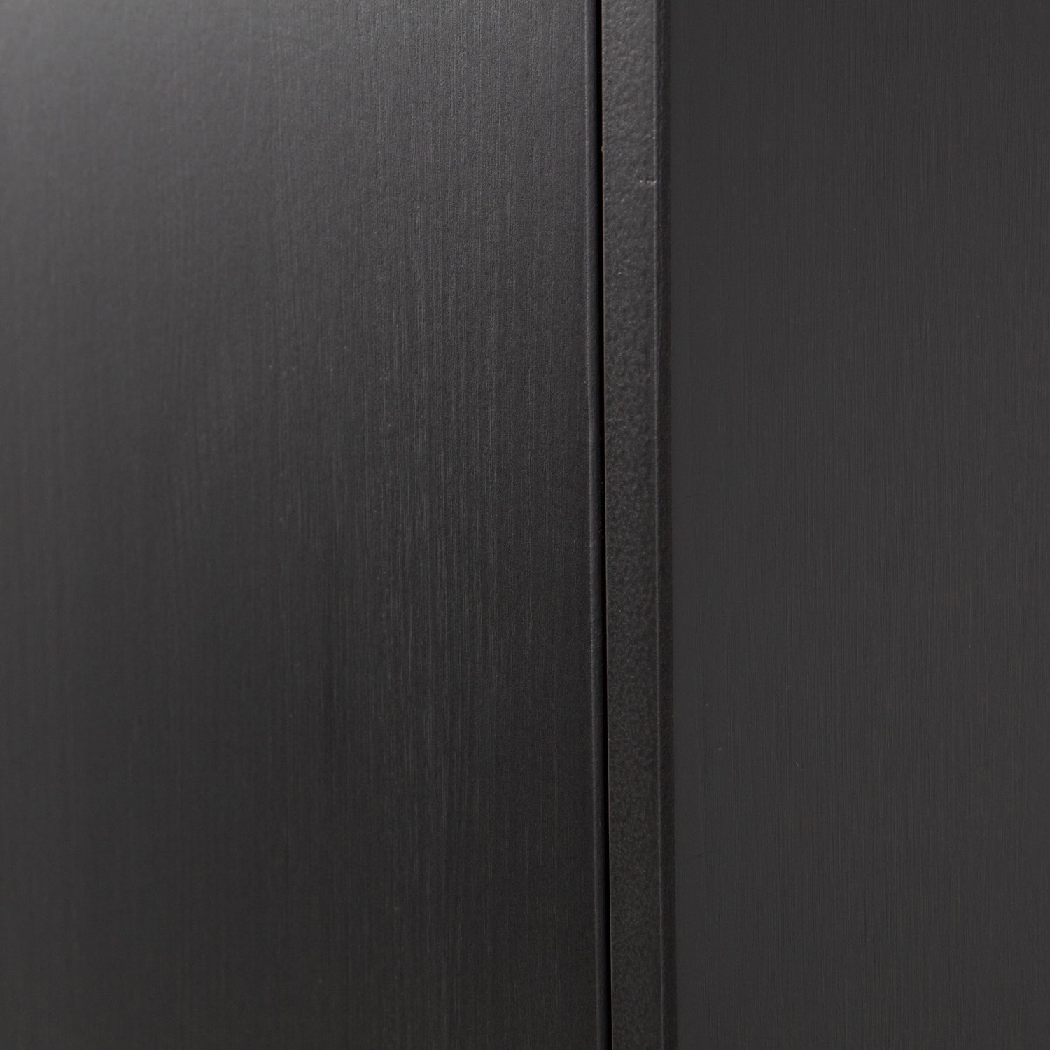 Woood Teun Opbergkast Grenen Diepzwart [Fsc]-Kwaliteitwonen.nl