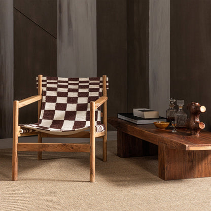 Woood Zano Fauteuil Hout Bruin Met Kelim Zitting Naturel - KwaliteitWonen.nl